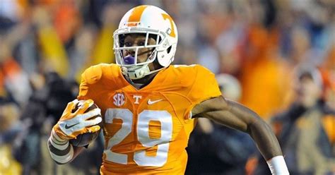 , returned to Knoxville this weekend for his official visit with the Vols. . 247 sports vols
